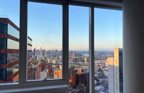 Luxury 2 bedrooms 2 bathrooms Corner Apartment Breathtaking City Views Modern Retreat - Foto 7