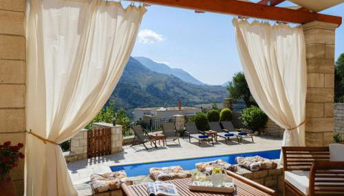 Ageri Traditional Villa - Foto 2, sunbed