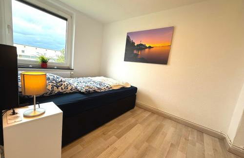 R&S-Homes-2025-Kitchen,Balcony,TV - Foto 5