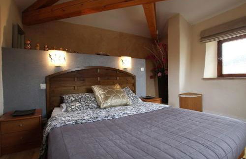 Ancien pigeonnier restauré avec terrasse, terrain clos et équipements bébé à Sarlanges, Retournac - FR-1-582-167 - Foto 12