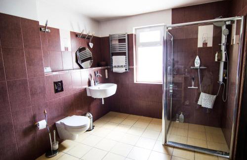 Willa Szymbark - basen, sauna, balia, jacuzzi, dom całoroczny w Szymbarku - Foto 21