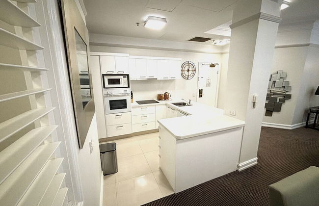 Royal Albert Hotel - Photo 48