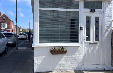 The Corner house - Photo 2