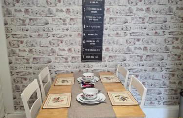 Stylish and Comfortable Home - Foto 13