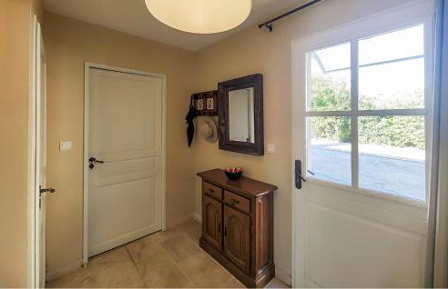 Awesome Home In Saint-Laurent-De-La-Ca - Foto 17