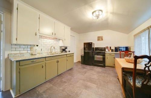 Central Meadville Apartment - Walk to Downtown! - Foto 7