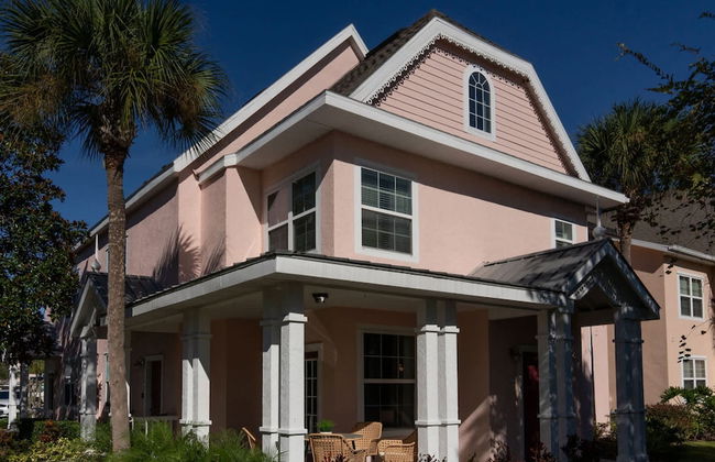 Magical Themed 3BR Townhouse Near the Parks - Foto 26