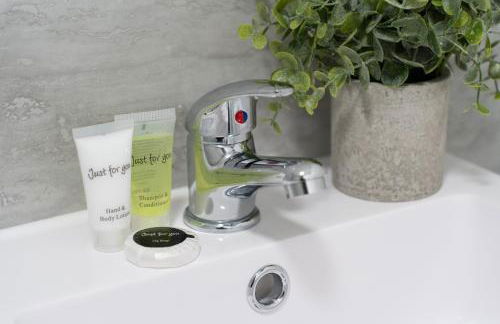 Open Mind Property - Cosy Flat with 2 Beds - Foto 47