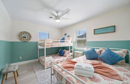 Family home with private pool and game room close to the beach - Foto 57