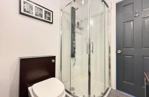 3 Bed Cardiff Bay View House - Foto 10