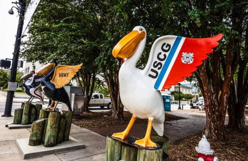 NEW Calle De Santiago in the Heart of Pensacola! - Foto 32