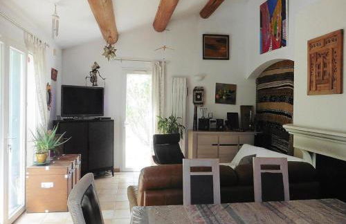 Cozy Vacation House With Pool, Vernegues - Foto 6