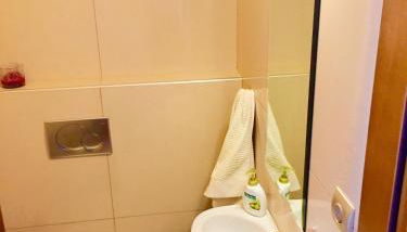 Modern apartment near Athens&Coast - Foto 4, towels, Shower