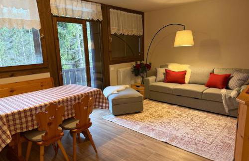 New! San Martino di Castrozza "La Casa di Fede" 2 Camere - Foto 2