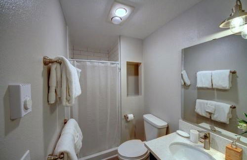 Oceanfront Arch Cape Home with Hot Tub - Foto 24