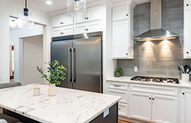 Luxuriously Lakeside by Avantstay Lakefront Retreat w Game Room - Foto 21