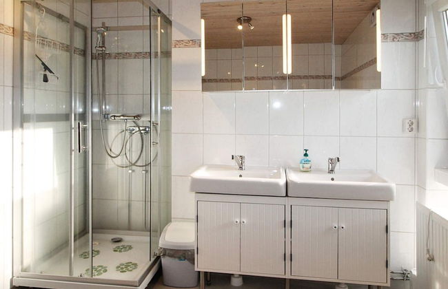 4 Star Holiday Home in Harplinge - Foto 8