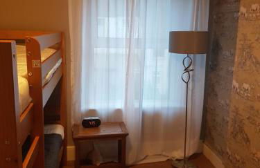 Tynant House- Cosy 3 bed house- Near City Centre and FREE parking - Foto 15