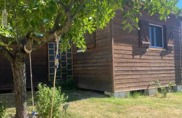 Le Chalet Pignantais avec option Jacuzzi - Foto 1