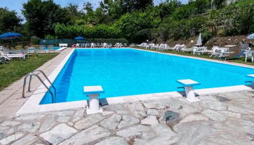 Joly House - Photo 4, sunbed