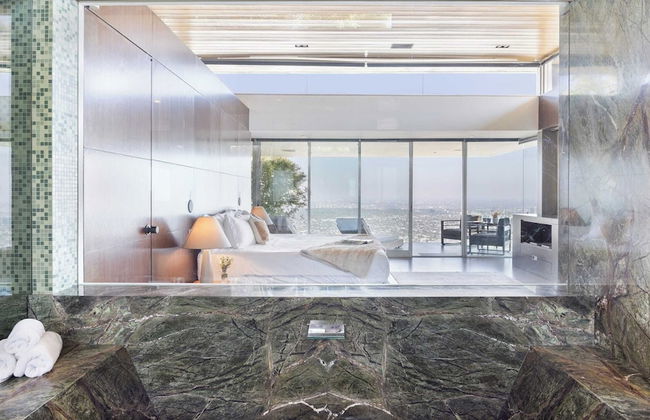 Hollywood Overlook by Avantstay Private Pool + Hot Tub Panoramic Views - Photo 31