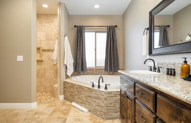 Gambel by Avantstayjtree Escape w/ Entertainers Yard, & Firepit, 3000sf - Foto 14