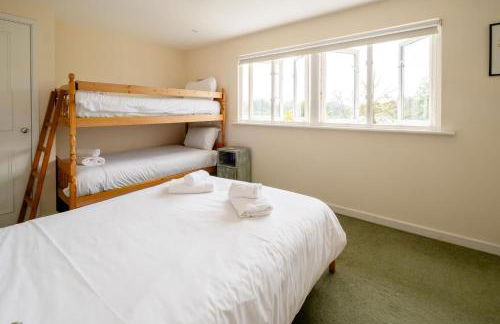 Claysmead - A large Lakeside House in Thorpeness - Aldeburgh Coastal Cottages - Foto 60