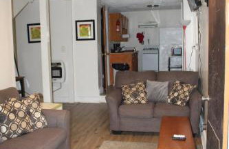 HISTORIC HILL APT2 (Downstairs) - Foto 1