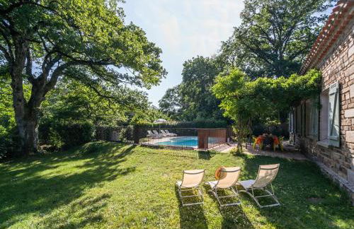 Stone House St Denis with Pool & Views - Foto 29