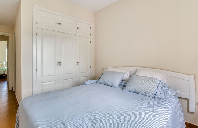 Serene Holiday Home in Huelva With Balcony - Foto 14