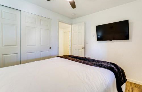 Water Views and Hot Tub Kims Kastle in Stanwood! - Foto 21