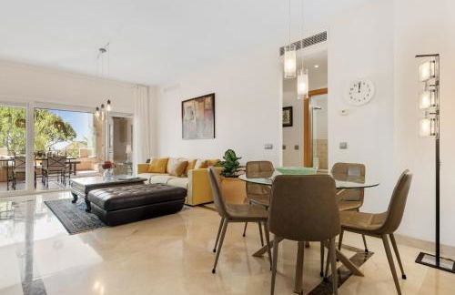 ViVi Homes - Toscana Luxury, Views, Pool & Terrace - Photo 35