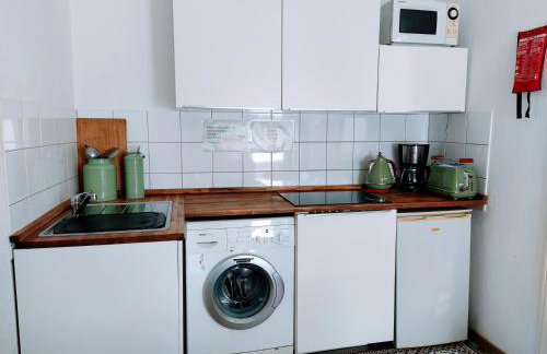 Central 2 bedroom flat for families & calm guests - Foto 17