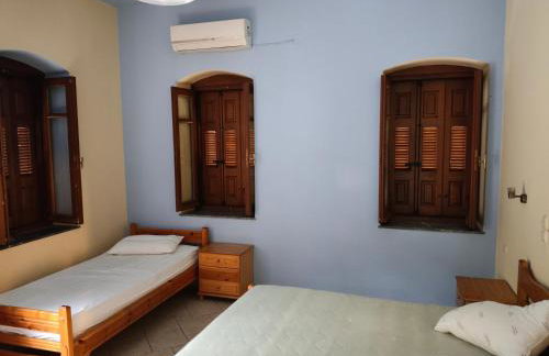 Giannis Gerakios apartments by climbing house - Photo 45