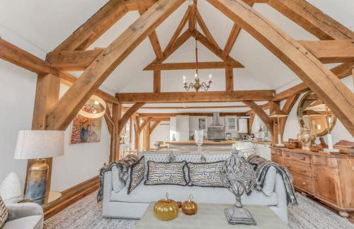 Hiron's Piece and Honeysuckle Cottage - with Hot Tub - Photo 39