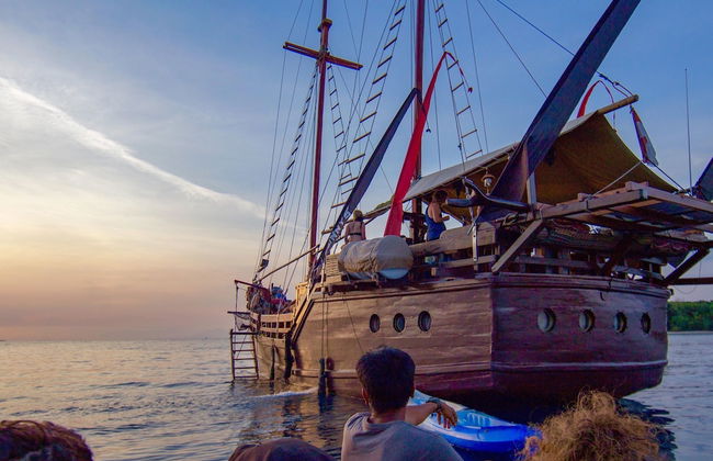 Komodo Pirate Boat - Phinisi Liveaboard - Foto 49