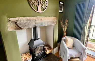 Wicket Green Cottage Hayfield - Photo 13