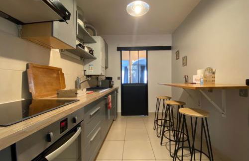 ToulonHost - Le Litardi - Superbe T2 - 2 pas des plages - Clim - Fibre - Foto 17