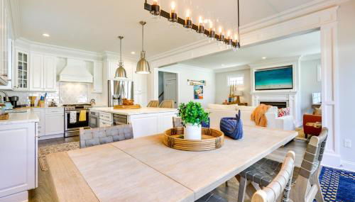 Sleek Long Branch Vacation Rental with Pool and Patio! - Foto 2