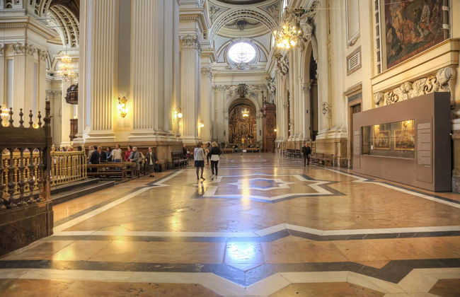 Visita guiada por la Basílica del Pilar - Foto 4