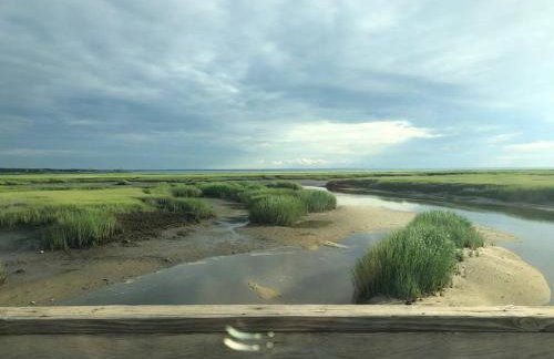 Cape Cod Home w/Ocean View, Roof Top, Pool & Hot Tub - Photo 39