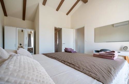 Villa Bohemica with Private Heated Pool - Photo 24