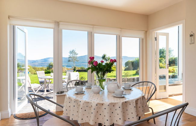 A Split-level Spacious Home With sea Mountain Views - Foto 19