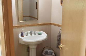 Five Bedroom Colonial Style Home - Foto 52