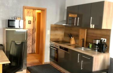 Delux Ferienwohnung Kunstgalerie und Ilmradweg - Photo 1