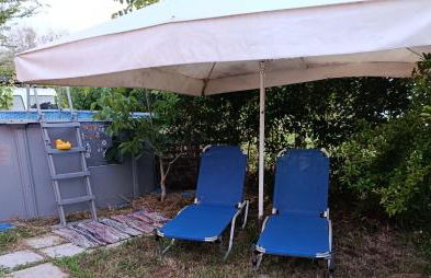 Beautiful nearby beach house with garden, private pool and large yard - Foto 45