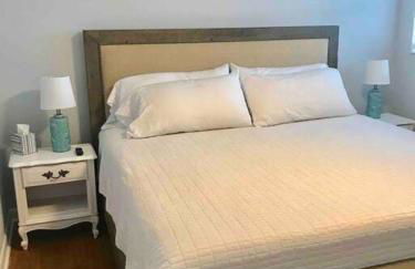 Sailfish Suites 2 - pet friendly & waterfront - Photo 5