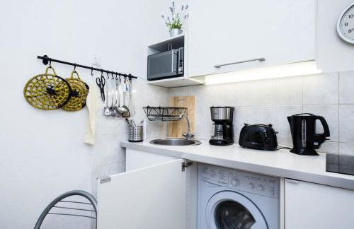 Comfortable 2-room apartment for rest & work P-Berg - Photo 4