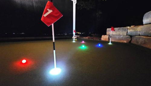 Magazine-Featured Mansion, Golf Green, Casino, etc - Foto 5