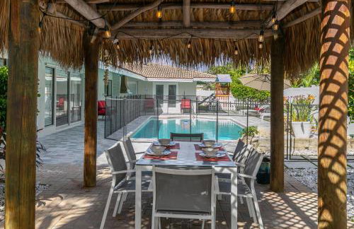 Spacious 4BR 2 5BA Family Retreat Pool Near Beach - Foto 61